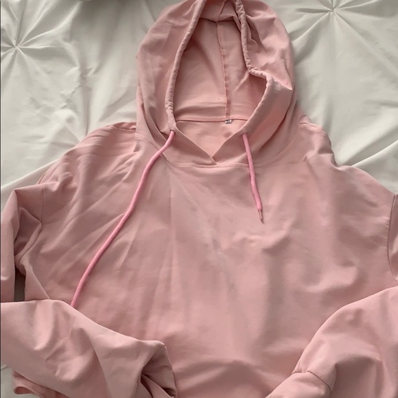 Tops - pink cropped hoodie